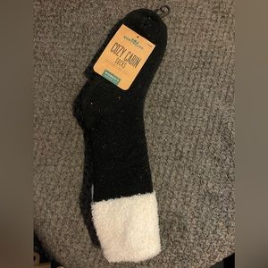 North East Cozy Cabin Socks *Brand New*